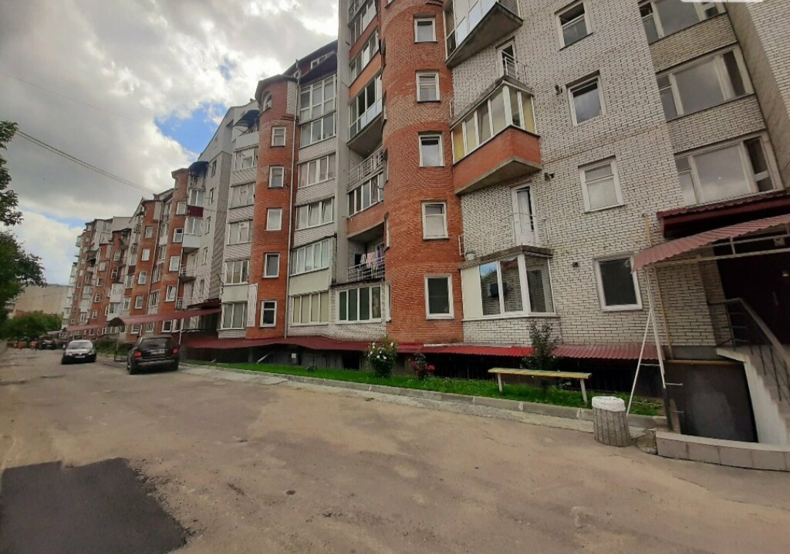 Продаж 3 кімнатної квартири по вул. Чернівецька фото 1